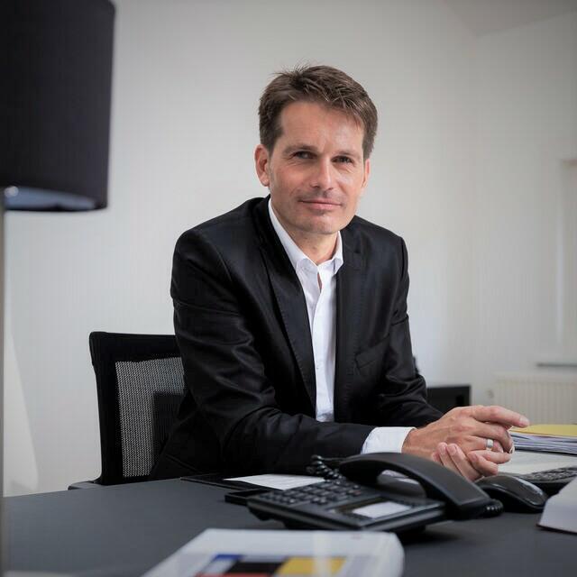 Tom De Meester Barrister and Lawyer in Antwerp Criminal law, Fashion and Distribution 
